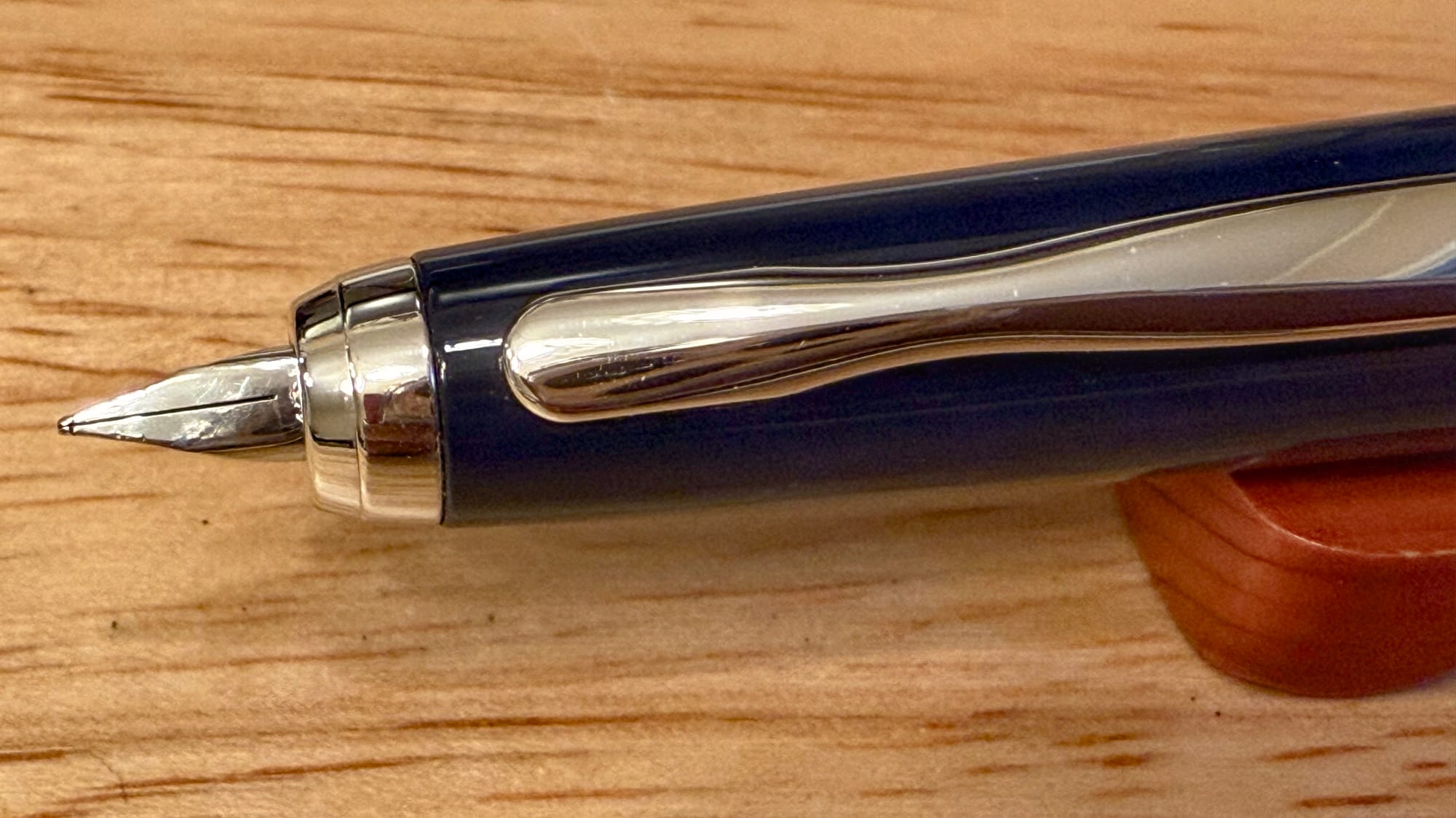 Close up of the Pilot Capless Fermo nib as seen from the top